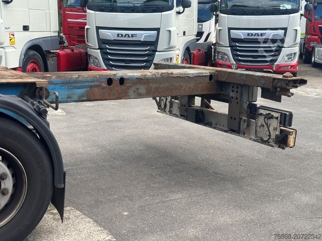 Auflieger-Wechselfahrgestell KRONE SD Container Multi HC Liftachse