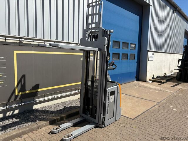VS-22860 Electric stacker Still 5016mm STILL EXV SF 14