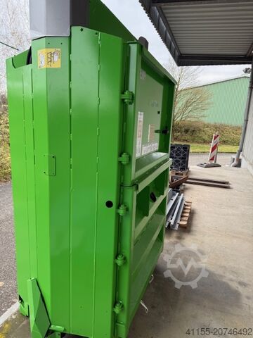 Baler Ballenpresse ORWAK Compactor 3325