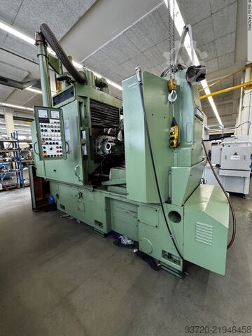 Abwälzfräs- und Stoßmaschine -kombiniert LIEBHERR L 652