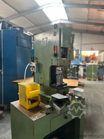 Stamp press Pneumatic press Hertweck P4