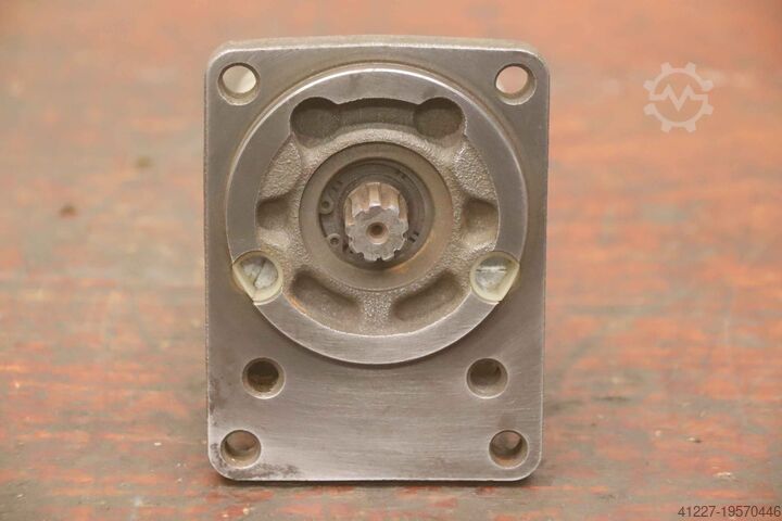 Hydraulic pump Bosch 1 517 222 492
