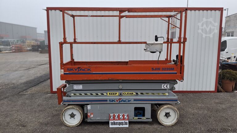 Scherenarbeitsbühne, Skyjack SJIII 3220M Skyjack SJIII 3220M