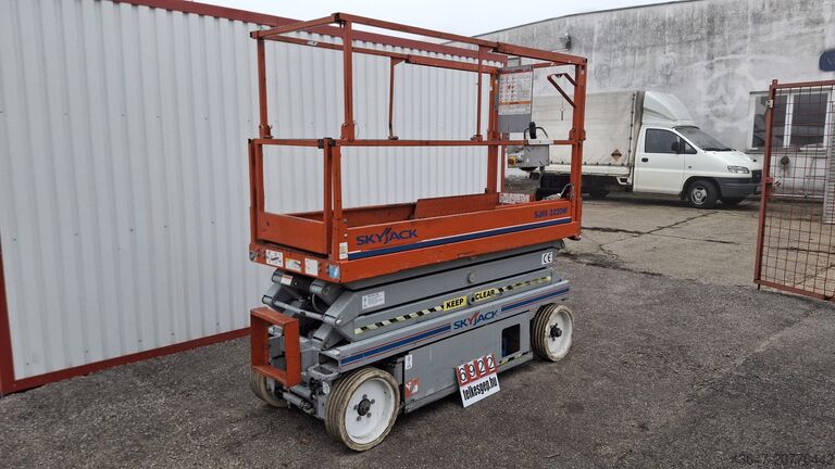 Scherenarbeitsbühne, Skyjack SJIII 3220M Skyjack SJIII 3220M