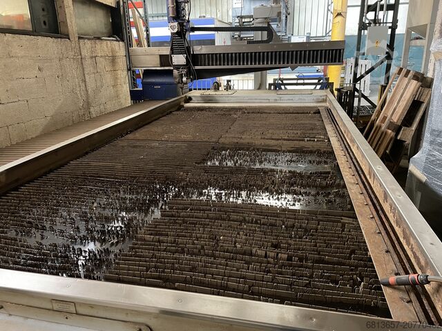 Wasserstrahlschneidanlage Perndorfer WSS4020