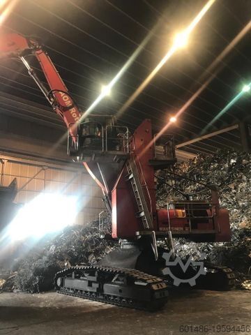 Kettenbagger CATERPILLAR 330D Mantsinen 50RCT