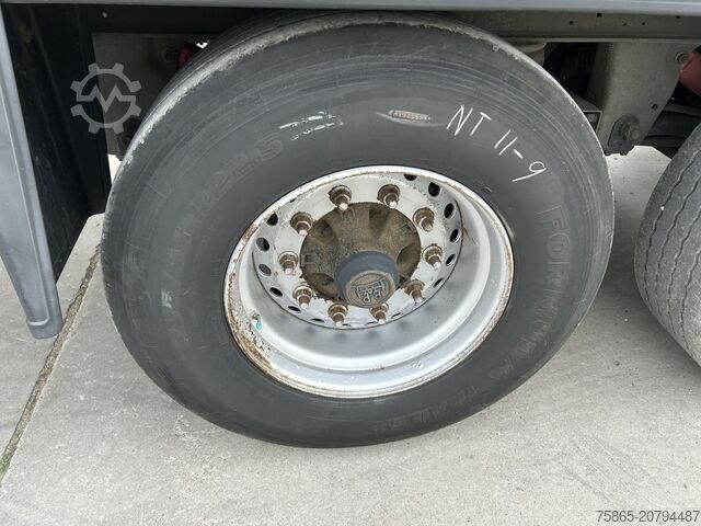 Box body Schmitz Cargobull SCB S3B / Box Trailer / BPW Drum / NL Trailer /...