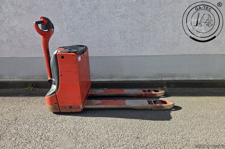 Manual pallet jack Linde T16