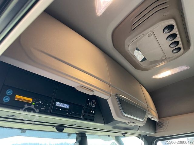 Standard SZM DAF FT XG 530