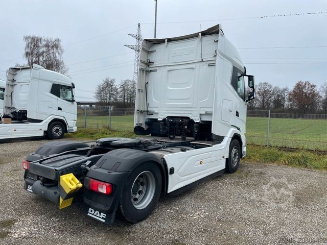 Standard tractor unit DAF FT XG 480