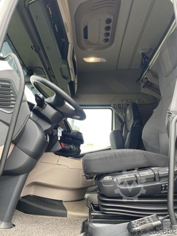 Standard tractor unit DAF FT XG 480