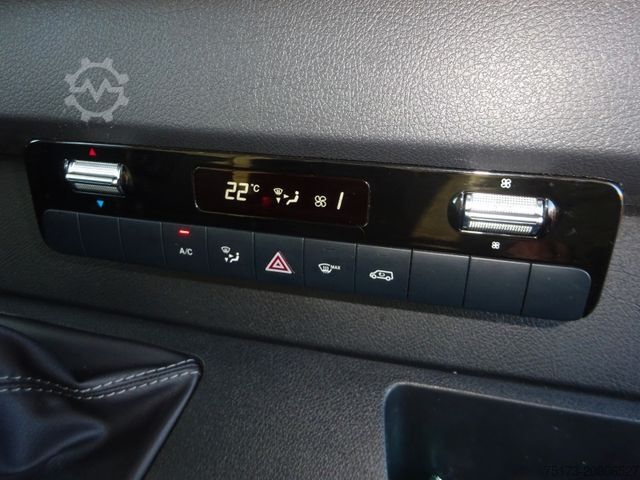 Kastenwagen hoch MERCEDES-BENZ Sprinter III Kasten RWD 317 CDI MBUX Navi SHZ