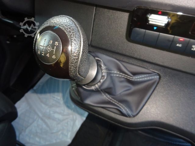 Kastenwagen hoch MERCEDES-BENZ Sprinter III Kasten RWD 317 CDI MBUX Navi SHZ