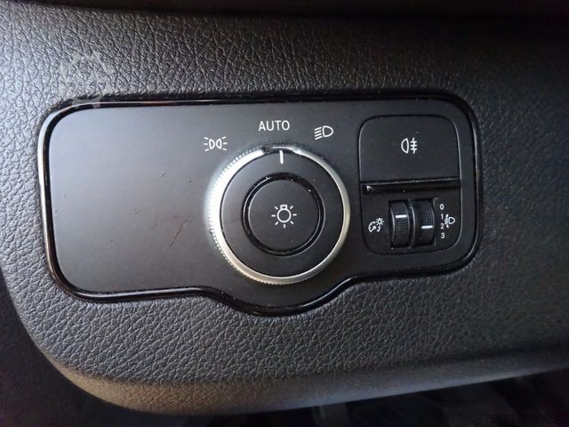 Kastenwagen hoch MERCEDES-BENZ Sprinter III Kasten RWD 317 CDI MBUX Navi SHZ