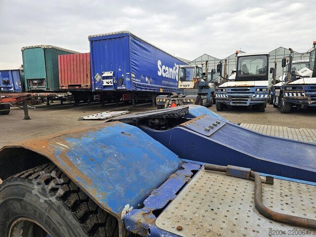 Terminal tractor TERBERG RT283 / TERMINAL TRACTOR 4X4/ TURNING CHAIR. /A...