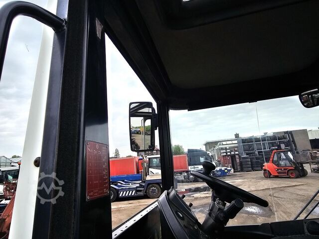 Terminal tractor TERBERG RT283 / TERMINAL TRACTOR 4X4/ TURNING CHAIR. /A...