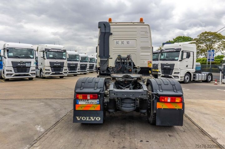 Standard tractor VOLVO FMX GLOB 460+HYDR