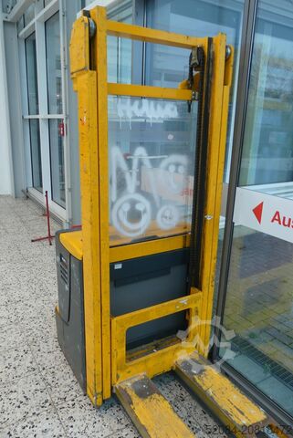 Jungheinrich - Elektro-Hochhubwagen Jungheinrich EJC 14