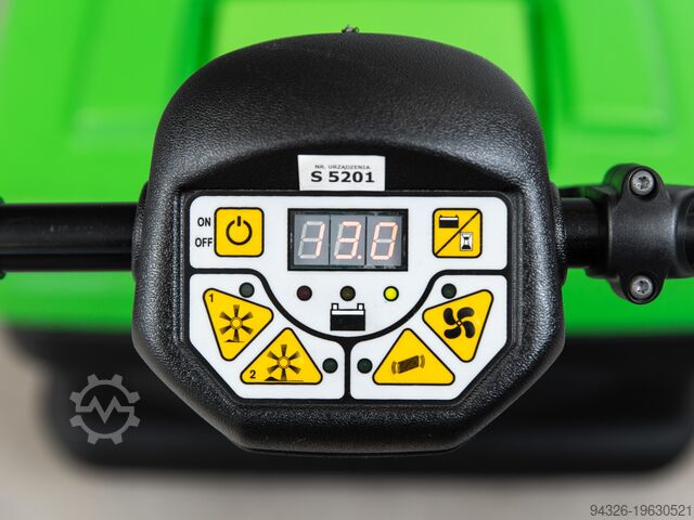 IPC Gansow 664 Kehrmaschine NEUE R AKKU IPC GANSOW 664 NEW BATTERY SONNENSCHEIN