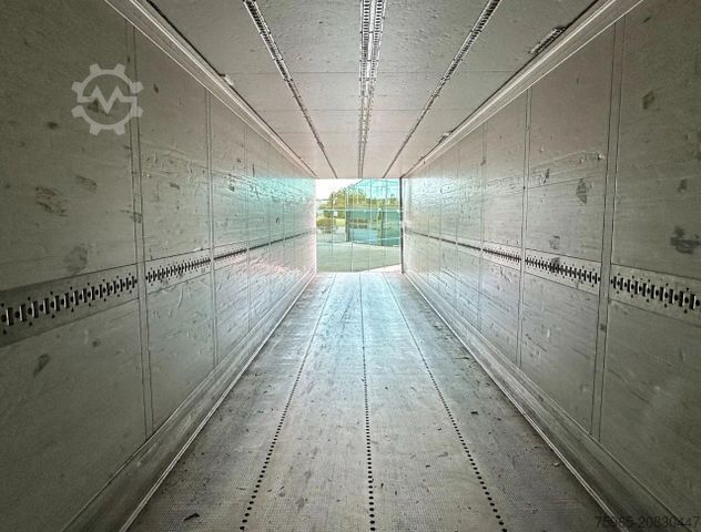 Kühlauflieger SCHMITZ CARGOBULL SKO 24 THERMO KING SLX 200 ONLY 3645 ENGINE HOUR