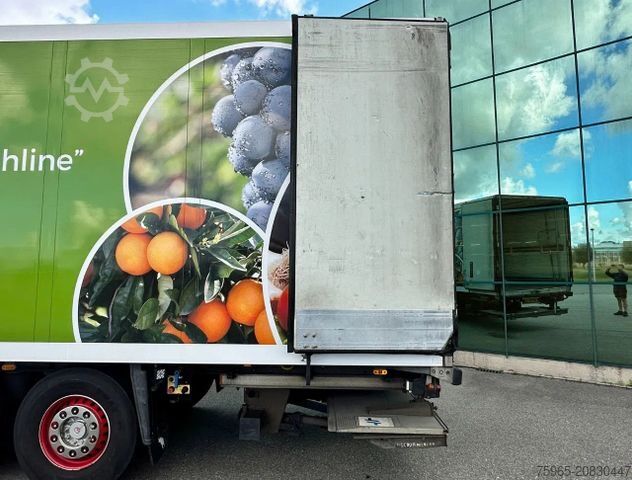 Kühlauflieger SCHMITZ CARGOBULL SKO 24 THERMO KING SLX 200 ONLY 3645 ENGINE HOUR