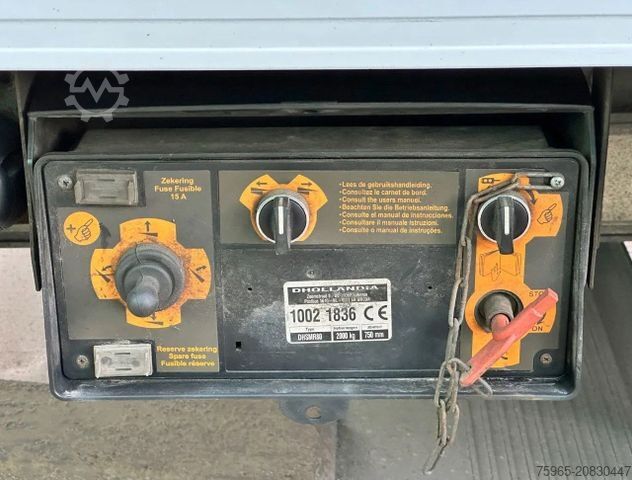 Kühlauflieger SCHMITZ CARGOBULL SKO 24 THERMO KING SLX 200 ONLY 3645 ENGINE HOUR