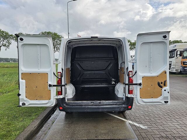 High-roof van RENAULT MASTER 2.3 L1H1 Dubbel Cabine!