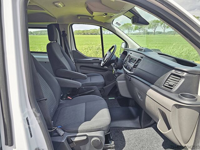 High-roof van FORD TRANSIT CUSTOM 2.0 TDCI 130 DC L2H1