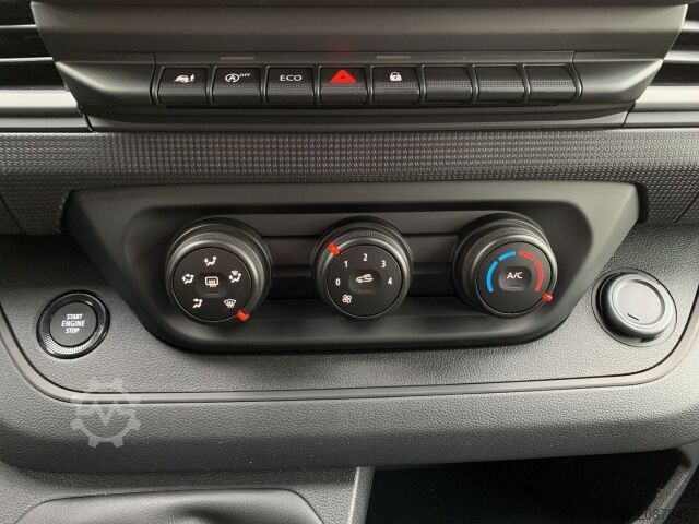 Panel van Renault Trafic KOMFORT L2H1 3,1T BLUE DCI 150 LED+DAB+ZV