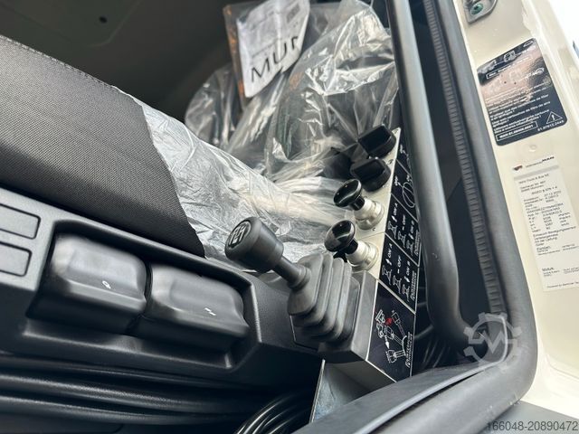 Sonstige MAN TGS 33.440 6x6 /3-Seiten- Kipper / Kran HIAB 302