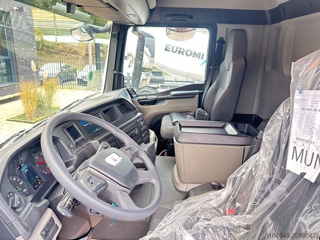 Sonstige MAN TGS 33.440 6x6 /3-Seiten- Kipper / Kran HIAB 302