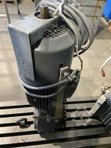 Getriebe SEW-EURODRIVE S60DT 100 LS-4 B/ HR/ TH/2