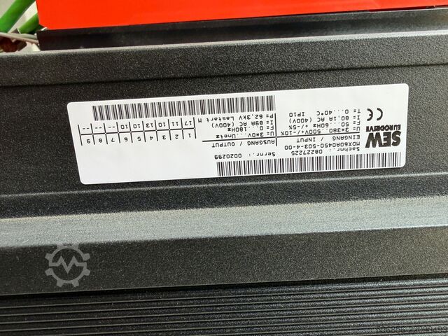 SEW EURODRIVE MOVIDRIVE B MDX61B0450-503-4-0T Frequenzumrichter SEW EURODRIVE MOVIDRIVE B MDX61B0450-503-4-0T Falownik SEW EURODRIVE MOVIDRIVE B MDX61B0450-503-4-0T Falownik