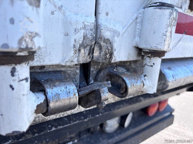 Auflieger mit Walkingfloor CARNEHL CSS/AL Schubboden Liftachse JOST Achsen