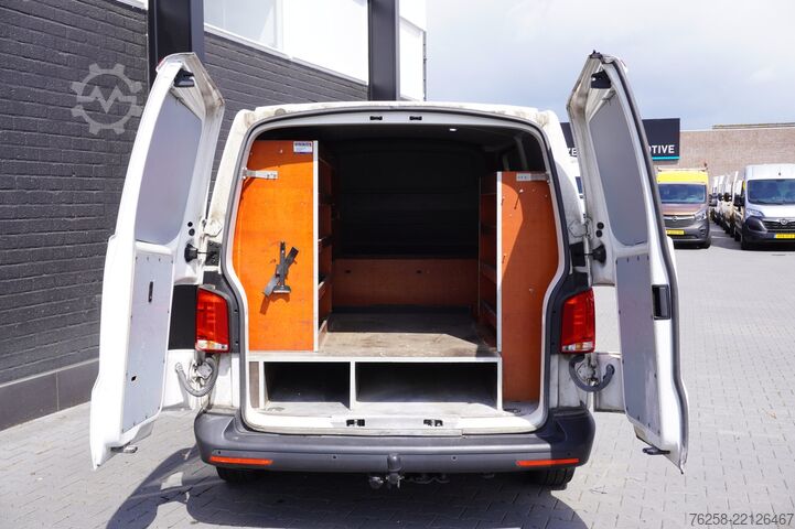 Delivery van Volkswagen Transporter 2.0 TDI 150PK EURO 6 - Airco - Crui...