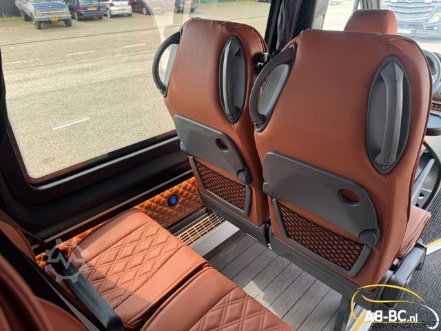 Motor coach MERCEDES-BENZ 519 STORM 21 SITZE GROSSEN KOFFER