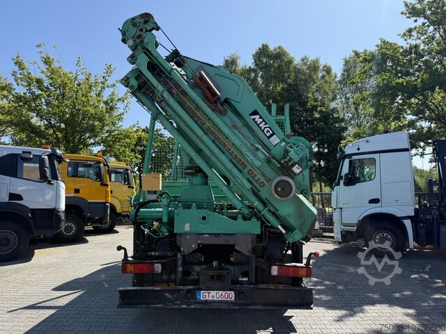 LKW mit Pritsche (offen) Volvo FM12 420 4X4 Kran MKG 300 bis 24 Meter