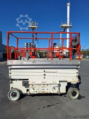 Scissor lift JLG 3246ES