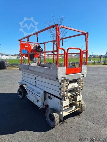 Scissor lift JLG 3246ES
