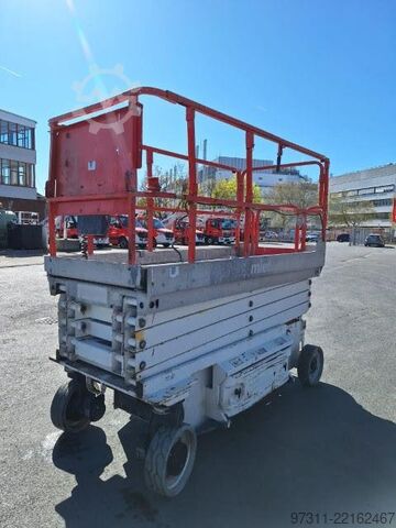 Scissor lift JLG 3246ES