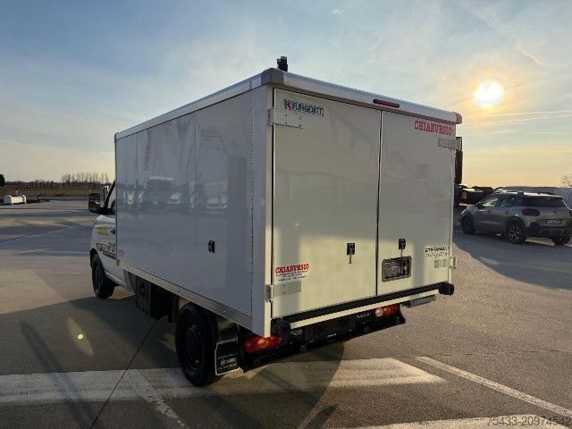 Panel van Piaggio Porter NPE con furgonatura in lega leggera
