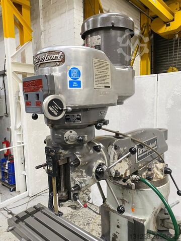 Milling machine Bridgeport BR2J2 Turret Milling Machine