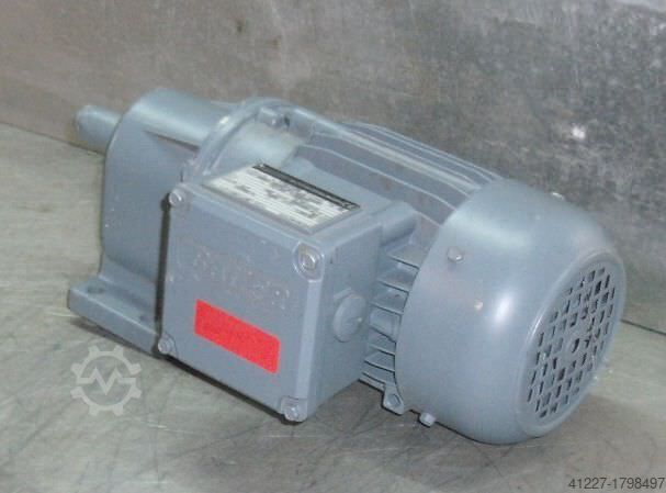 Getriebemotor 0,18 kW 104 U/min BAUER G062-10