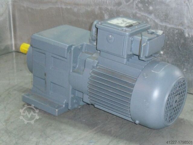 Getriebemotor 0,37 kW 34 U/min BAUER BG20-11