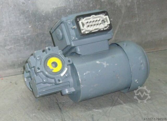 Gear motor 0.12 kW 50 rpm BAUER BS02-34V
