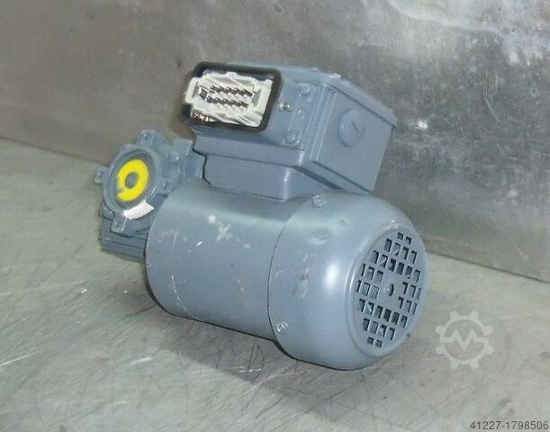 Gear motor 0.12 kW 50 rpm BAUER BS02-34V