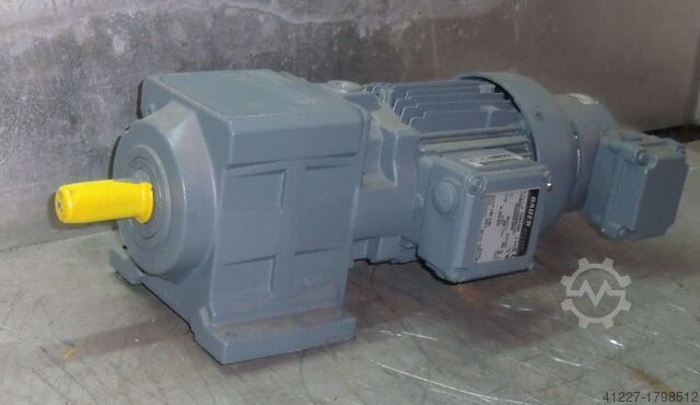 Getriebemotor 0,37 kW 33 U/min BAUER BG20-11