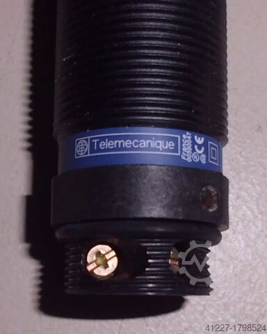 Inductive sensor Telemecanique XS4 P30PA370B
