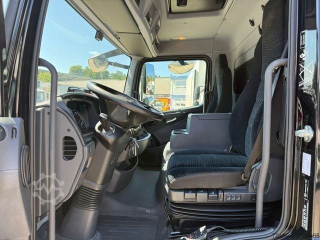 Transporter mit Koffer MERCEDES-BENZ ATEGO 818 L Koffer 5,30 m LBW 1 to.*Seitentür