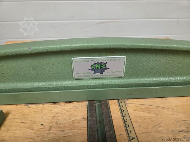 Rill- und Perforiermaschine Costruzione Macchine Cartotecniche 